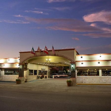 圣马丁酒店 埃莫西约 外观 照片