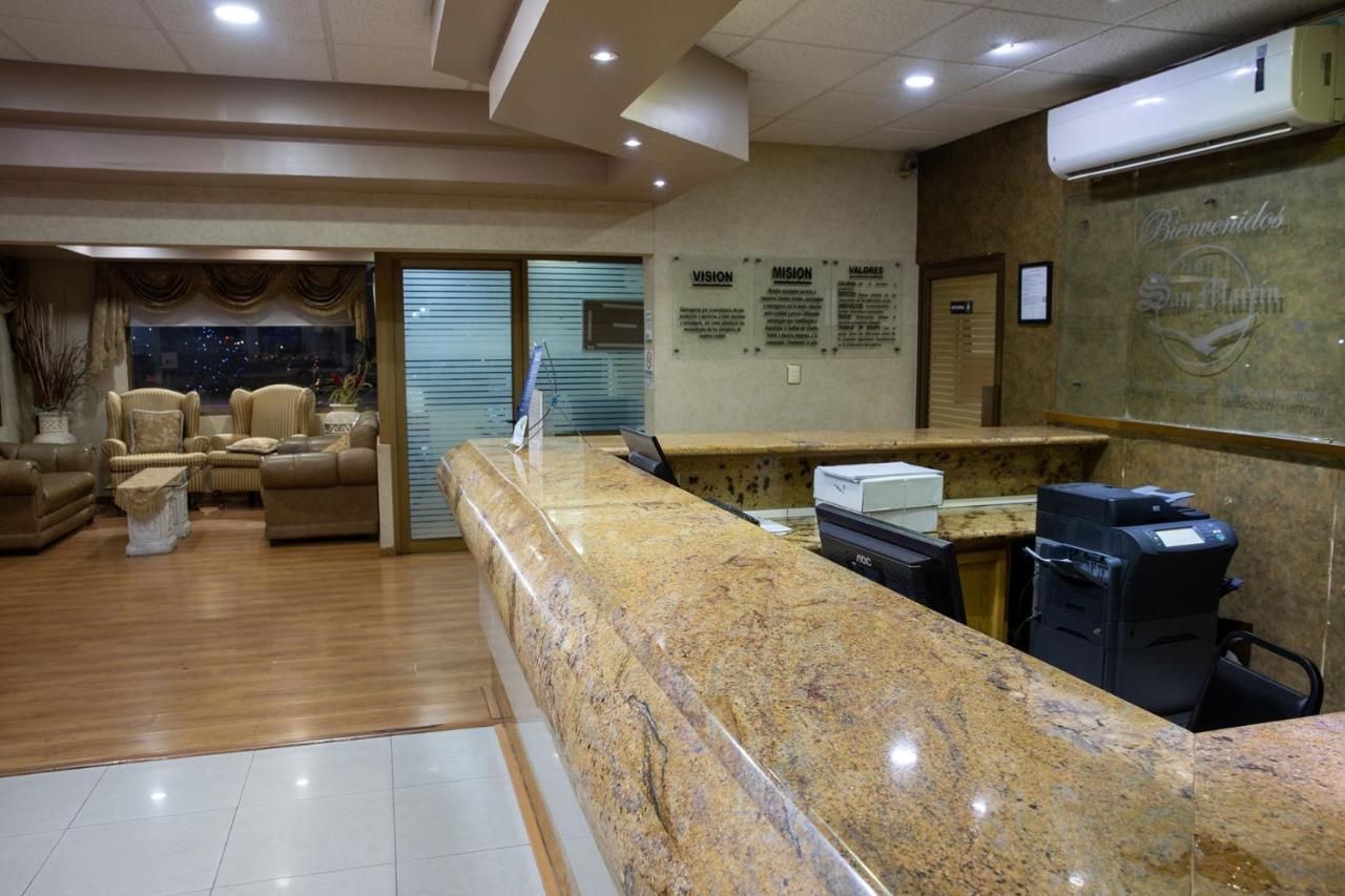 圣马丁酒店 埃莫西约 外观 照片