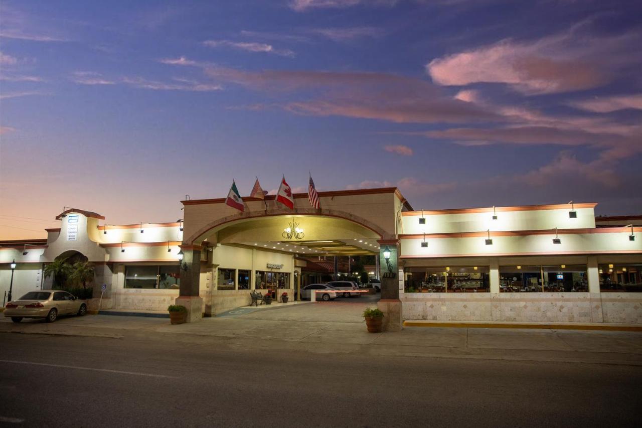 圣马丁酒店 埃莫西约 外观 照片